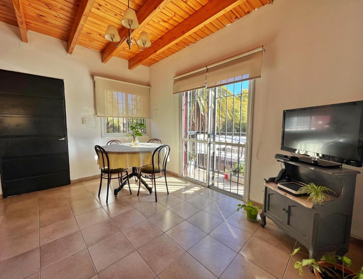 Dpto Ayacucho Apartment Mendoza Bagian luar foto