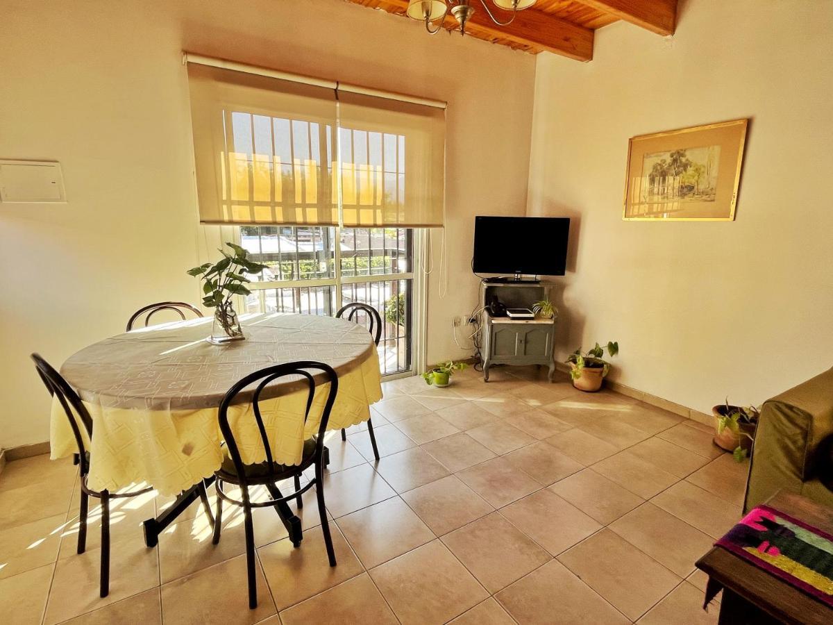 Dpto Ayacucho Apartment Mendoza Bagian luar foto