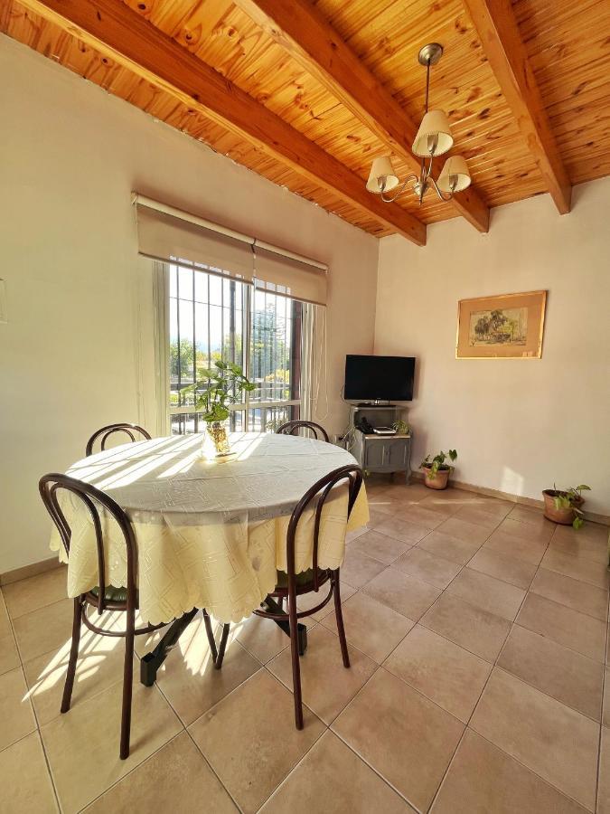 Dpto Ayacucho Apartment Mendoza Bagian luar foto